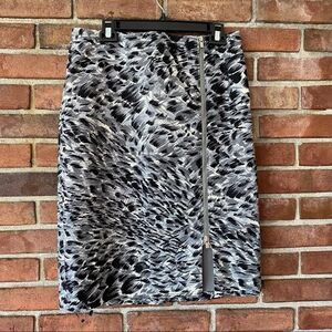 Talbots Black, Gray, White Print Pencil Skirt with Zipper Size 10